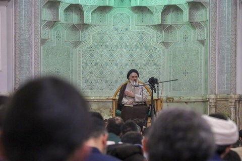 تصاویر/ درس اخلاق حجت الاسلام یزدان پناه در مدرسه عالی شهید مطهری