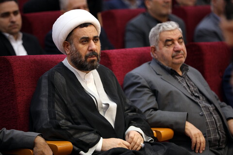 تصاویر/همایش حسینیان اردبیل با حضور جامعه قرآنی هیئات مذهبی ، مداحین و شاعران حسینی اردبیل