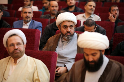 تصاویر/همایش حسینیان اردبیل با حضور جامعه قرآنی هیئات مذهبی ، مداحین و شاعران حسینی اردبیل