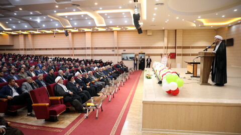 تصاویر/همایش حسینیان اردبیل با حضور جامعه قرآنی هیئات مذهبی ، مداحین و شاعران حسینی اردبیل