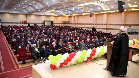 تصاویر/همایش حسینیان اردبیل با حضور جامعه قرآنی هیئات مذهبی ، مداحین و شاعران حسینی اردبیل