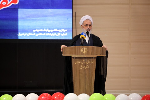 تصاویر/همایش حسینیان اردبیل با حضور جامعه قرآنی هیئات مذهبی ، مداحین و شاعران حسینی اردبیل