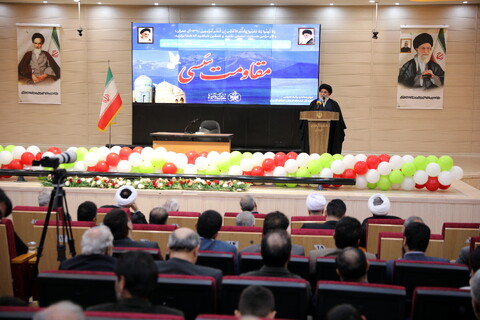 تصاویر/همایش حسینیان اردبیل با حضور جامعه قرآنی هیئات مذهبی ، مداحین و شاعران حسینی اردبیل