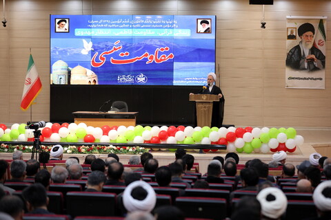 تصاویر/همایش حسینیان اردبیل با حضور جامعه قرآنی هیئات مذهبی ، مداحین و شاعران حسینی اردبیل