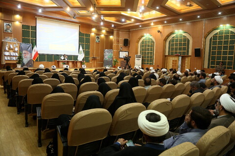 تصلویر/ اختتامیه همایش ملی مدیریت تراز انقلاب اسلامی در اندیشه و سیره امام خامنه‌ای