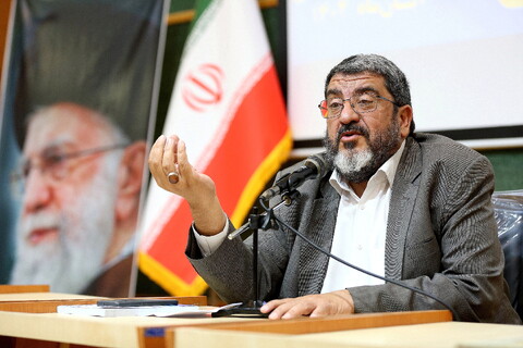 تصلویر/ اختتامیه همایش ملی مدیریت تراز انقلاب اسلامی در اندیشه و سیره امام خامنه‌ای