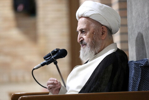 تصاویر/ درس اخلاق آیت‌الله العظمی سبحانی