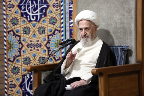 تصاویر/ درس اخلاق آیت‌الله العظمی سبحانی