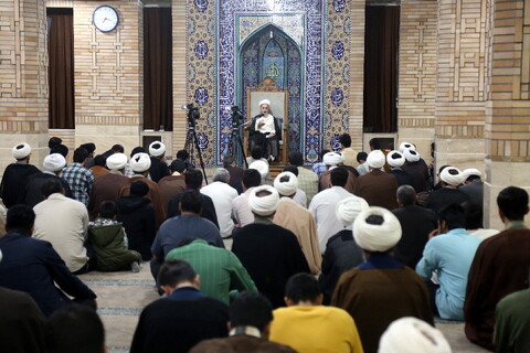 تصاویر/ درس اخلاق آیت‌الله العظمی سبحانی