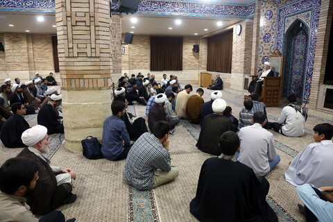 تصاویر/ درس اخلاق آیت‌الله العظمی سبحانی