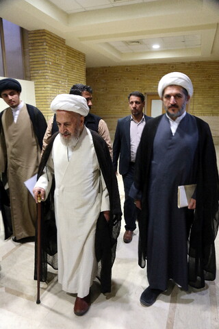 تصاویر/ درس اخلاق آیت‌الله العظمی سبحانی