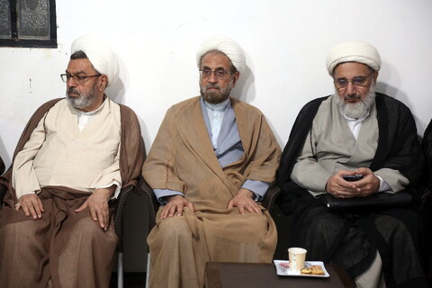 تصاویر/ ششمین نشست عمومی روحانیون و طلاب شهرستان لامرد مقیم قم