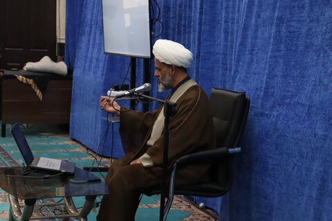 تصاویر/ نشست اخلاقی در مدرسه علمیه امام خامنه ای ارومیه