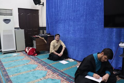 تصاویر/  رگزاری امتحان هفتگی طلاب مدرسه علمیه امام خامنه ای ارومیه