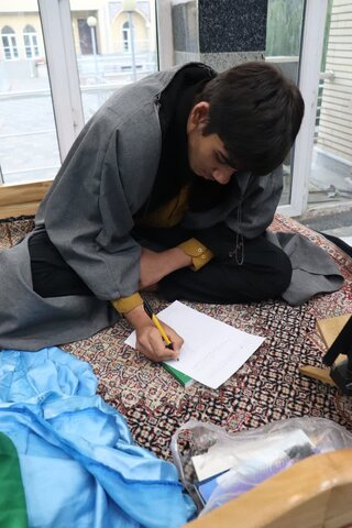 تصاویر/  رگزاری امتحان هفتگی طلاب مدرسه علمیه امام خامنه ای ارومیه