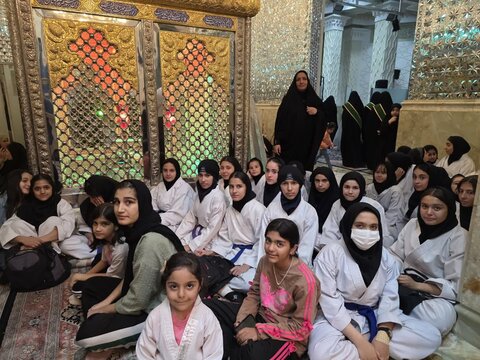 تصاویر/ میزبانی آستان مقدس امامزاده صالح (ع) فرحزاد از فعالان و قهرمانان ورزشی