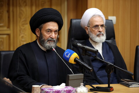 تصاویر/جلسه مشترک با نماینده ولی فقیه، استاندار، شهردار، نمایندگان مجلس، فرمانده نیروی انتظامی، رئیس دادگستری اعضای شورای نهاد های حوزوی