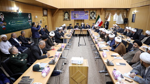 تصاویر/جلسه مشترک با نماینده ولی فقیه، استاندار، شهردار، نمایندگان مجلس، فرمانده نیروی انتظامی، رئیس دادگستری اعضای شورای نهاد های حوزوی