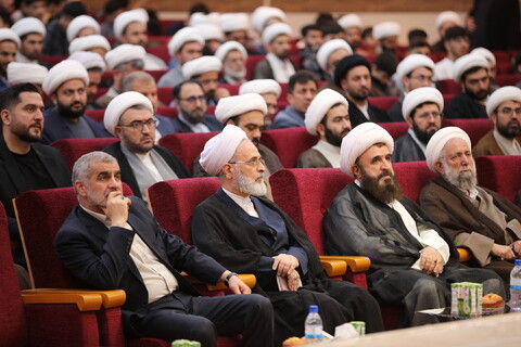 تصاویر/جلسه طلاب و مبلغین استان اردبیل با آیت الله اعرافی