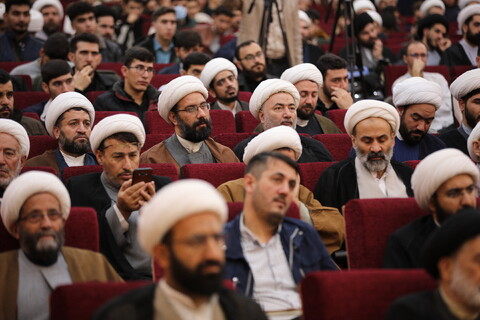 تصاویر/جلسه طلاب و مبلغین استان اردبیل با آیت الله اعرافی