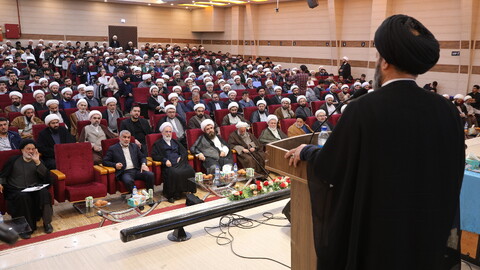 تصاویر/جلسه طلاب و مبلغین استان اردبیل با آیت الله اعرافی