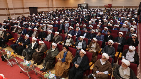 تصاویر/جلسه طلاب و مبلغین استان اردبیل با آیت الله اعرافی