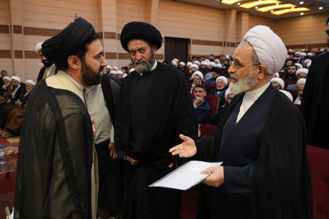 تصاویر/جلسه طلاب و مبلغین استان اردبیل با آیت الله اعرافی