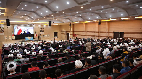 تصاویر/جلسه طلاب و مبلغین استان اردبیل با آیت الله اعرافی