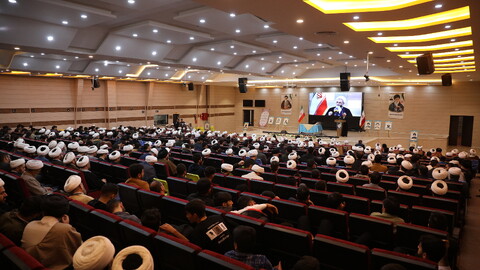 تصاویر/جلسه طلاب و مبلغین استان اردبیل با آیت الله اعرافی