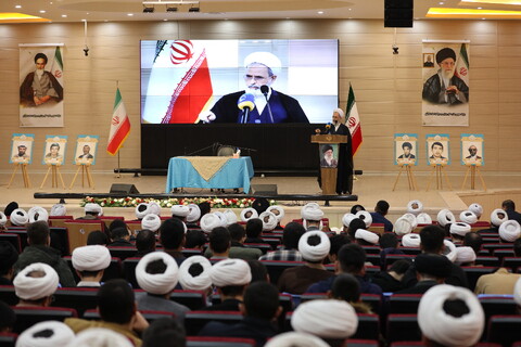 تصاویر/جلسه طلاب و مبلغین استان اردبیل با آیت الله اعرافی