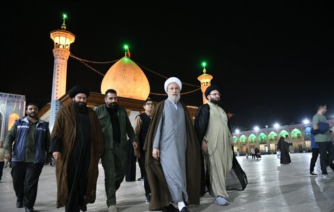 تصاویر| گردهمایی مواکب فعال مردمی شهر شیراز در ایام فاطمیه(س)