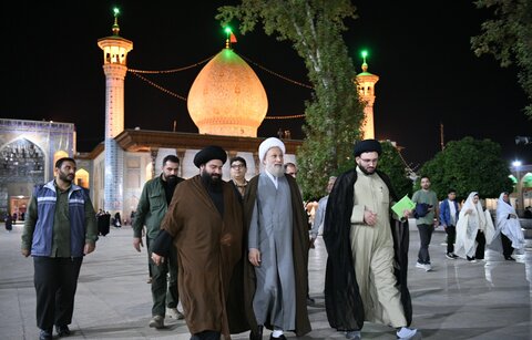 تصاویر| گردهمایی مواکب فعال مردمی شهر شیراز در ایام فاطمیه(س)