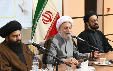 تصاویر| گردهمایی مواکب فعال مردمی شهر شیراز در ایام فاطمیه(س)