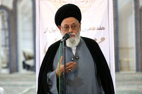 تصاویر/ هفدهمین همایش تجلیل از ممتازین یزدی حوزه‌های علمیه