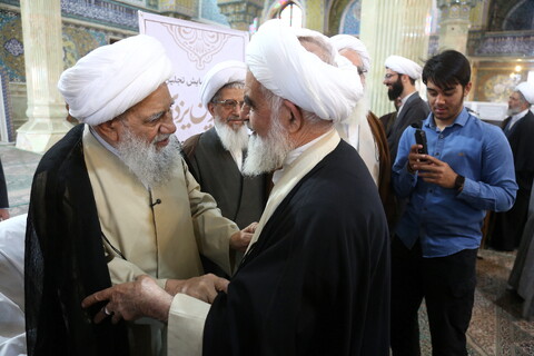 تصاویر/ هفدهمین همایش تجلیل از ممتازین یزدی حوزه‌های علمیه