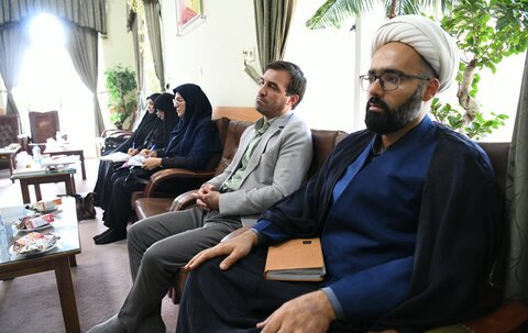 تصاویر| جلسه شورای هماهنگی و برنامه ریزی همایش سیره نبوی(ص)