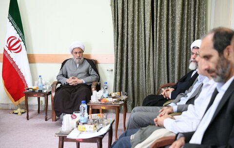 تصاویر| جلسه شورای هماهنگی و برنامه ریزی همایش سیره نبوی(ص)