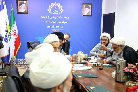 تصاویر/ احکام اعضاء و رئیس شورای سیاستگذاری  موسسه جهانی ولایت (شبکه‌های جهانی ولایت)