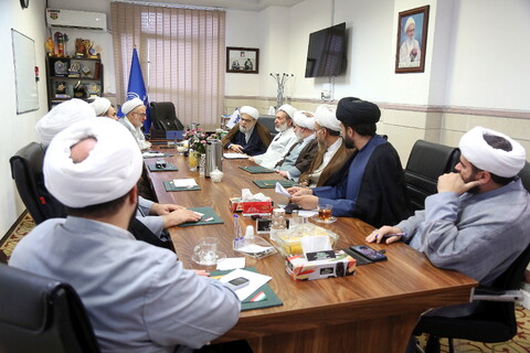 تصاویر/ احکام اعضاء و رئیس شورای سیاستگذاری  موسسه جهانی ولایت (شبکه‌های جهانی ولایت)