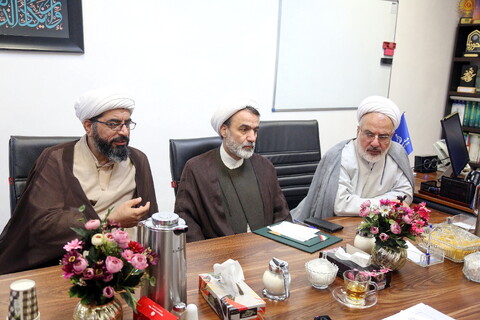 تصاویر/ احکام اعضاء و رئیس شورای سیاستگذاری  موسسه جهانی ولایت (شبکه‌های جهانی ولایت)