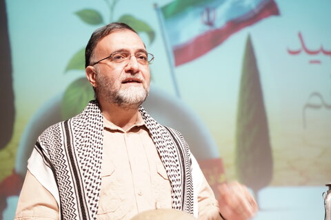 تصاویر/ اجلاسیه ۱۰۰۰ شهید اصناف قم