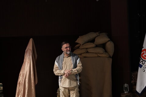 تصاویر/ اجلاسیه ۱۰۰۰ شهید اصناف قم