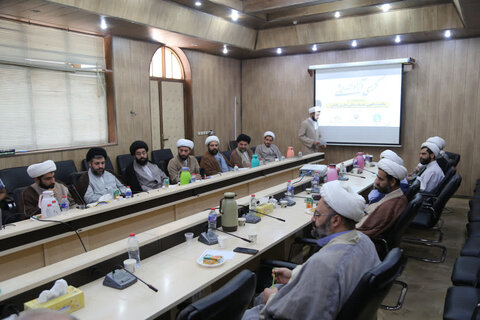 تصاویر/کرسی آزاد اندیشی با  موضوع ماهیت فقهی حساب های جاری بانکی برگزار شد