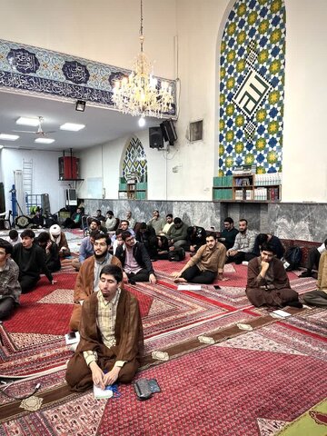 تصاویر/ درس اخلاق حجت الاسلام والمسلمین تقوایی