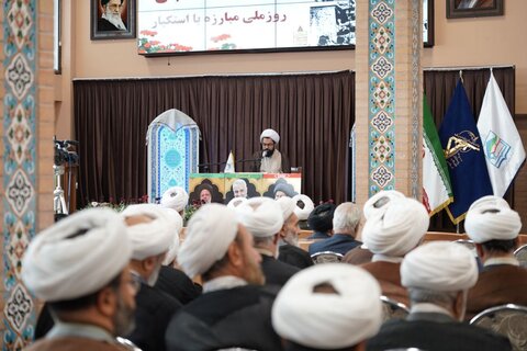 تصاویر/ همایش تبیینی_ بصیرتی