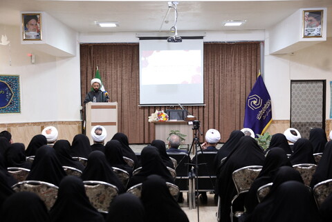 تصاویر/دیدار مدیران، اساتید و طلاب حوزه علمیه خواهران استان اردبیل با آیت الله اعرافی