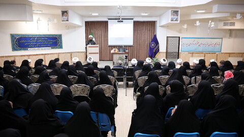 تصاویر/دیدار مدیران، اساتید و طلاب حوزه علمیه خواهران استان اردبیل با آیت الله اعرافی