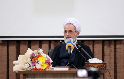 تصاویر/دیدار مدیران، اساتید و طلاب حوزه علمیه خواهران استان اردبیل با آیت الله اعرافی