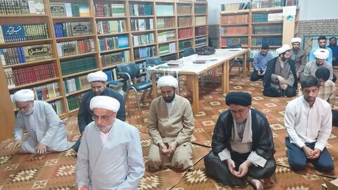 تصاویر/ مصاحبه درس خارج طلاب مدارس علمیه کاشان