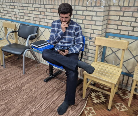 تصاویر/ مصاحبه درس خارج طلاب مدارس علمیه کاشان